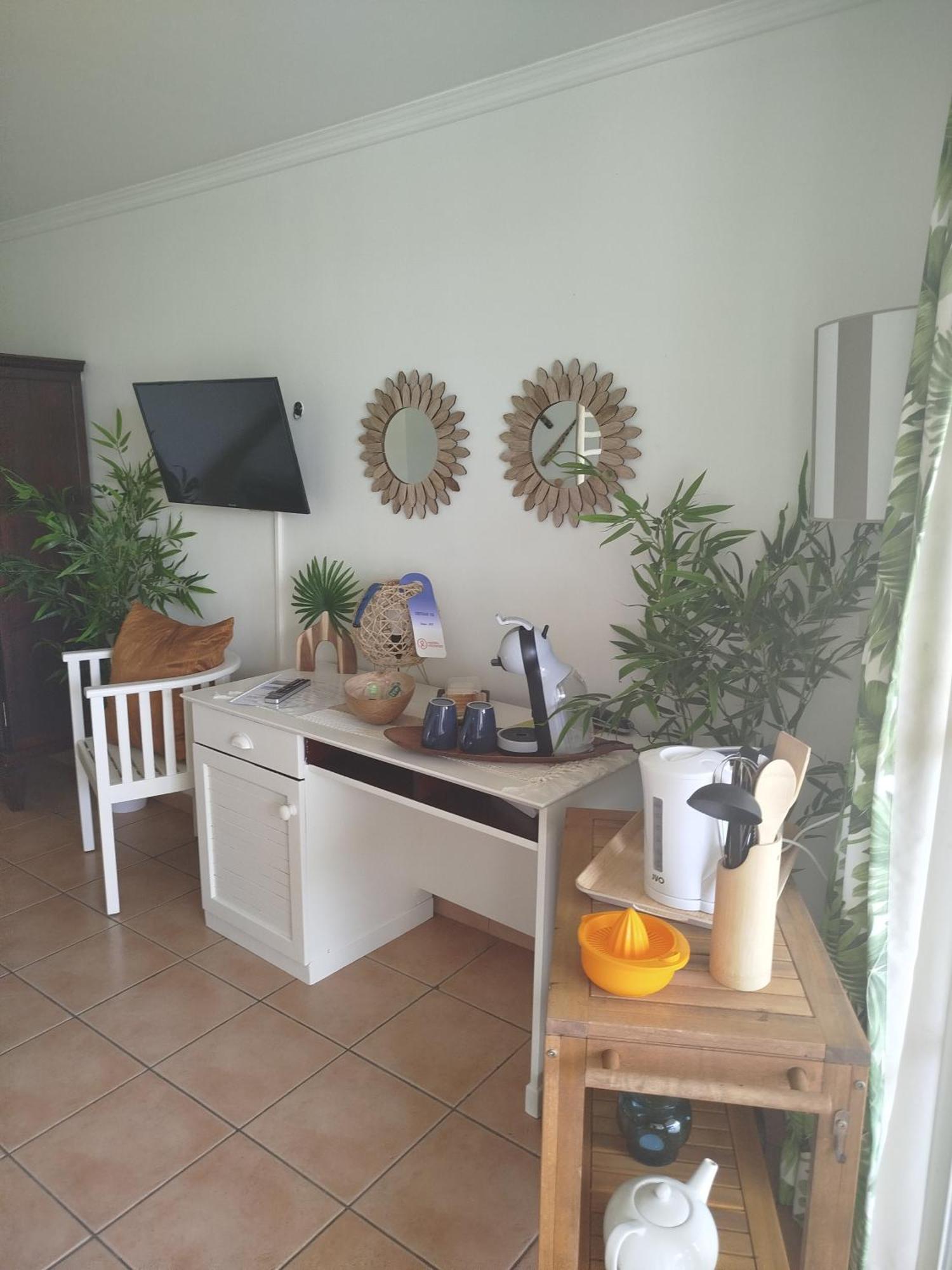 Bambou Suite Vue Mer A 50 M De La Plage Et De La Piscine Sainte-Luce Exterior foto